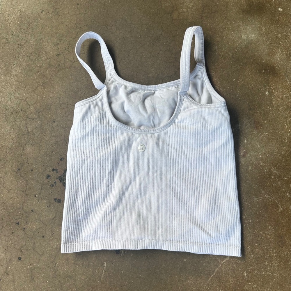Lululemon Ebb to Street Tank Women 4 White Excellent Ribbed Cropped Shelf Bra - Picture 2 of 4